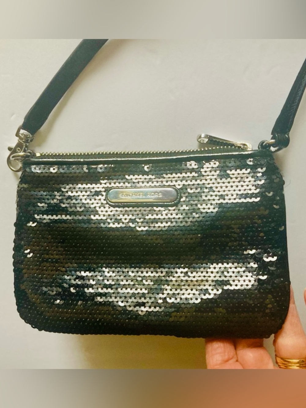 Michael Kors Black Sequin and Leather Wristlet Clutch Evening Bag Shiny EUC